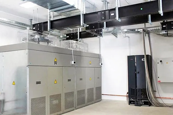 Die Funktion luftisolierter Busleitungen