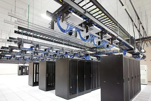 Welche Einsatzszenarien gibt es für geschlossene Schienenverteiler-Systeme?