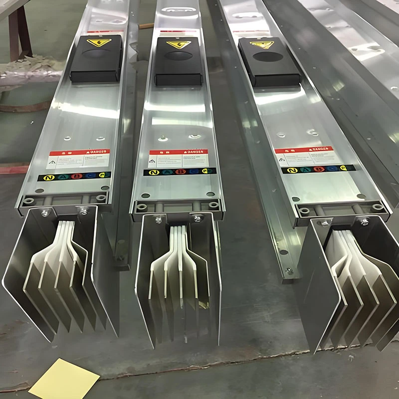 Geschlossene Niederstromschiene